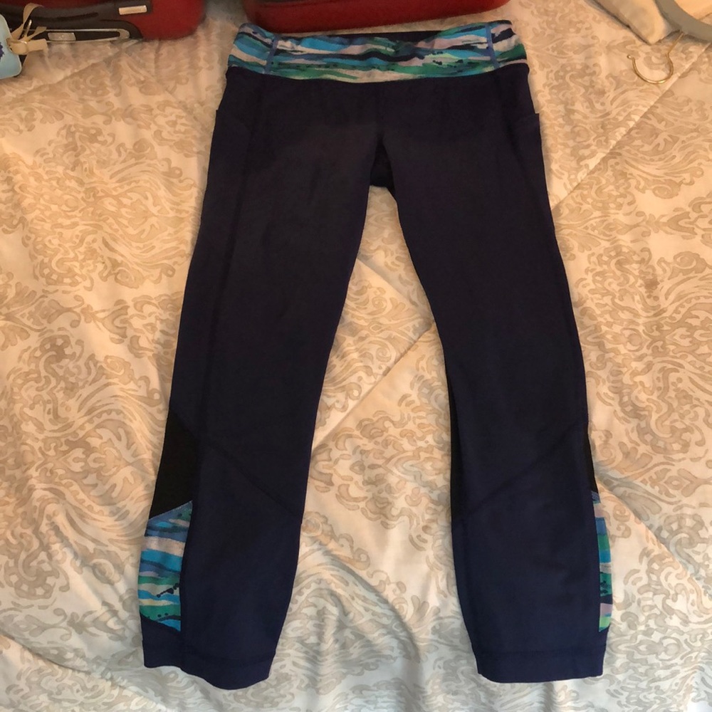 Lululemon crop blue pant